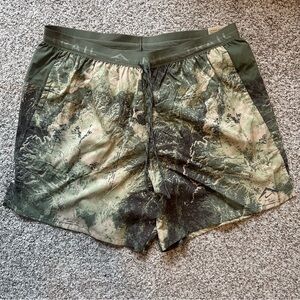 Nike Trail Dri-FIT Stride 7" Brief Lined Run Shorts Men XL Camo FN3314-222 ($70)